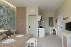 Adrakos Apartments - Adults Only