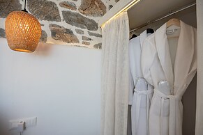 Adrakos Apartments - Adults Only