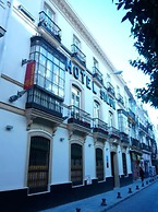 Hotel Simón
