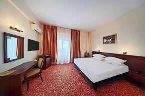 Central Hotel