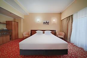 Central Hotel