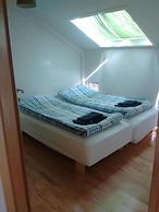 Reykjavik Peace Center - Guesthouse