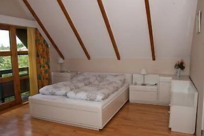 Reykjavik Peace Center - Guesthouse