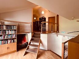 Reykjavik Peace Center - Guesthouse