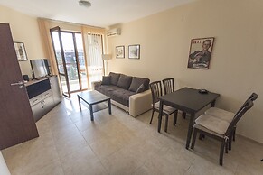 Apollon Apartments