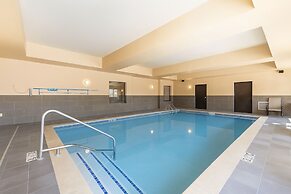Holiday Inn Express Hotel & Suites Fulton by IHG