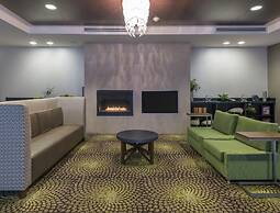 Holiday Inn Express Hotel & Suites Hays by IHG