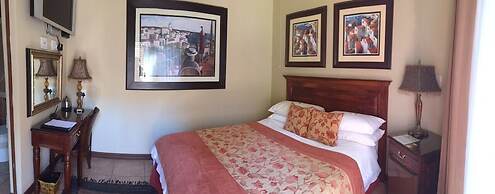 Le Cozmo Guest House