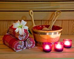 GLK PREMIER The Home Suites & Spa - Boutique Class