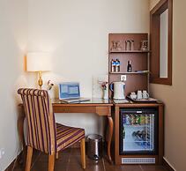 GLK PREMIER The Home Suites & Spa - Boutique Class