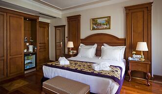 GLK PREMIER The Home Suites & Spa - Boutique Class