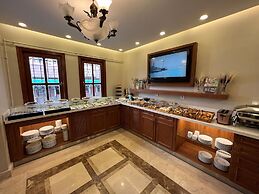 GLK PREMIER The Home Suites & Spa - Boutique Class