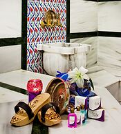 GLK PREMIER The Home Suites & Spa - Boutique Class