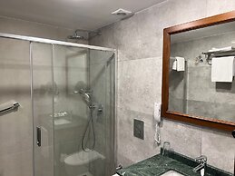 GLK PREMIER The Home Suites & Spa - Boutique Class