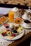 GLK PREMIER The Home Suites & Spa - Boutique Class