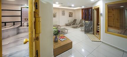 GLK PREMIER The Home Suites & Spa - Boutique Class