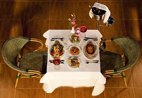 GLK PREMIER The Home Suites & Spa - Boutique Class