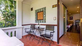 Vinh Hung Riverside Resort & Spa