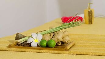 Vinh Hung Riverside Resort & Spa