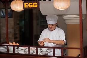 Vinh Hung Riverside Resort & Spa