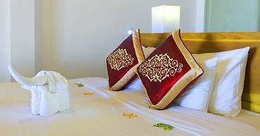 Vinh Hung Riverside Resort & Spa