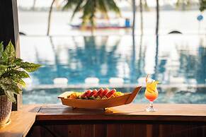 Vinh Hung Riverside Resort & Spa