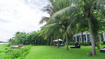 Vinh Hung Riverside Resort & Spa