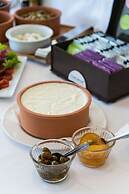 Kydon, The Heart City Hotel