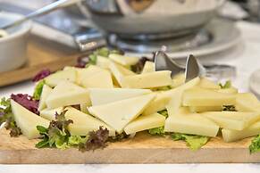 Kydon, The Heart City Hotel