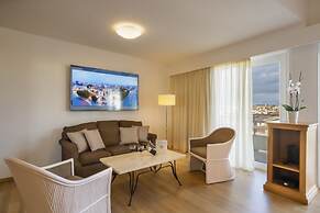 Kydon, The Heart City Hotel