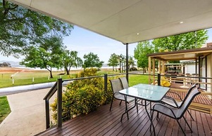 Discovery Parks - Lake Hume, Victoria