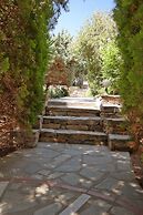 Sun Rock Boutique Suites