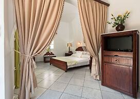 Sun Rock Boutique Suites