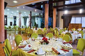 Hotel La Familia Gallo Rojo