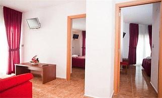 Hotel La Familia Gallo Rojo