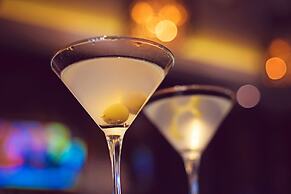 Premier Hotel OR Tambo