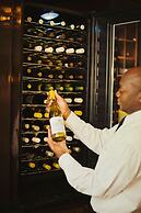 Premier Hotel OR Tambo