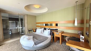 The Green Park Pendik