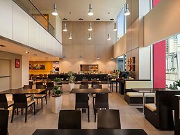 ibis Sharq Kuwait