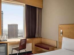 ibis Sharq Kuwait