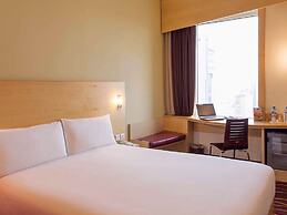 ibis Sharq Kuwait