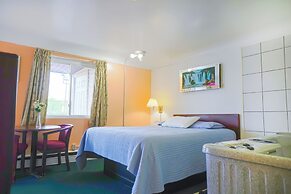 Bay Motel By OYO Bay City