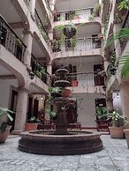 Hotel Don Quijote Plaza