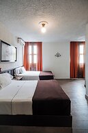 Hotel Don Quijote Plaza