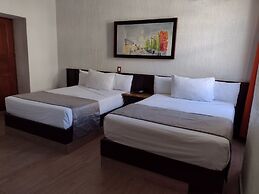 Hotel Don Quijote Plaza