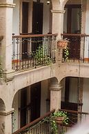 Hotel Don Quijote Plaza