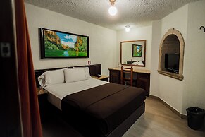 Hotel Don Quijote Plaza