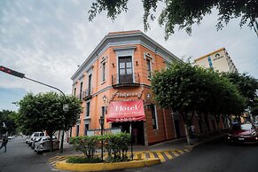 Hotel Don Quijote Plaza