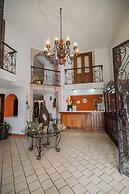 Hotel Don Quijote Plaza