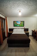 Hotel Don Quijote Plaza